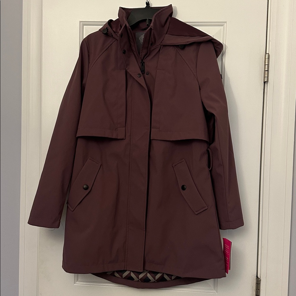 Vince Camuto Plum Lined Raincoat NWT. Size Small.